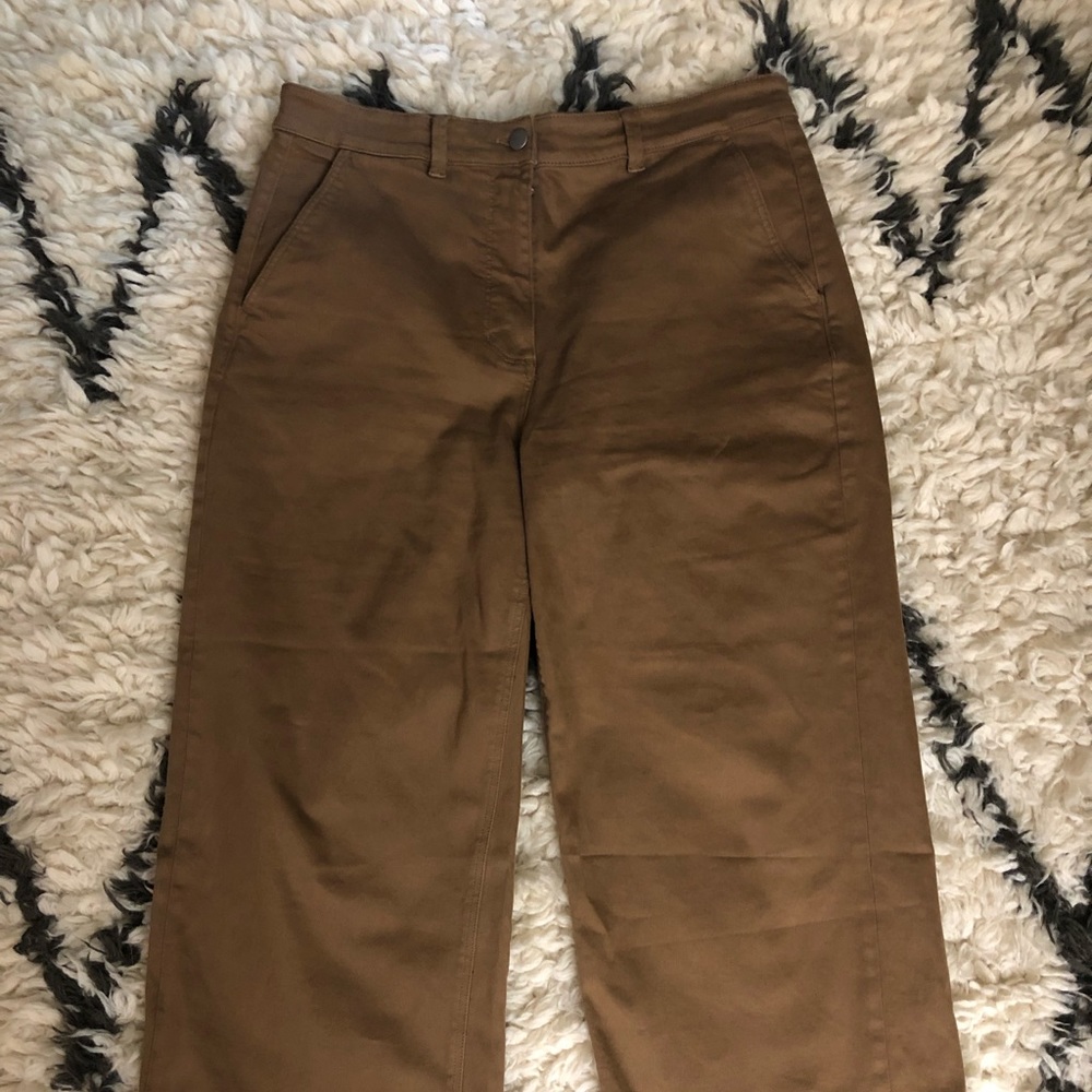 Everlane regular crop in ochre - size 16